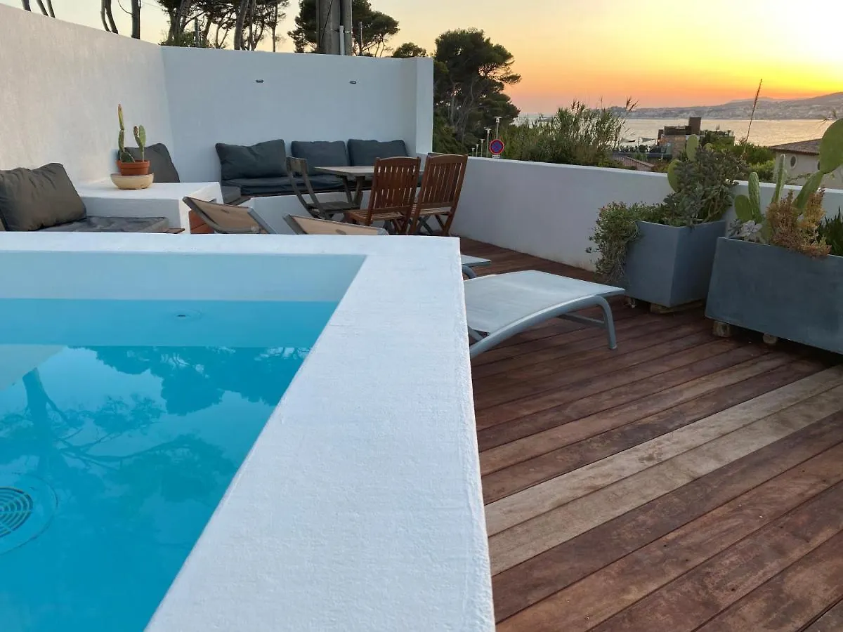 Villa Avec Piscine, Baie De Bandol, Acces Plage Sanary-sur-Mer France